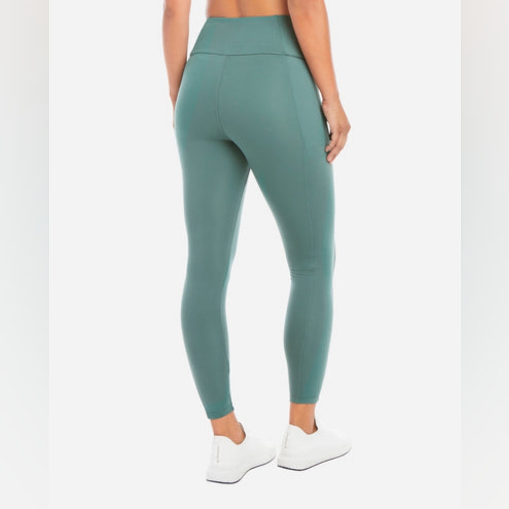 Danskin side Pocket Legging